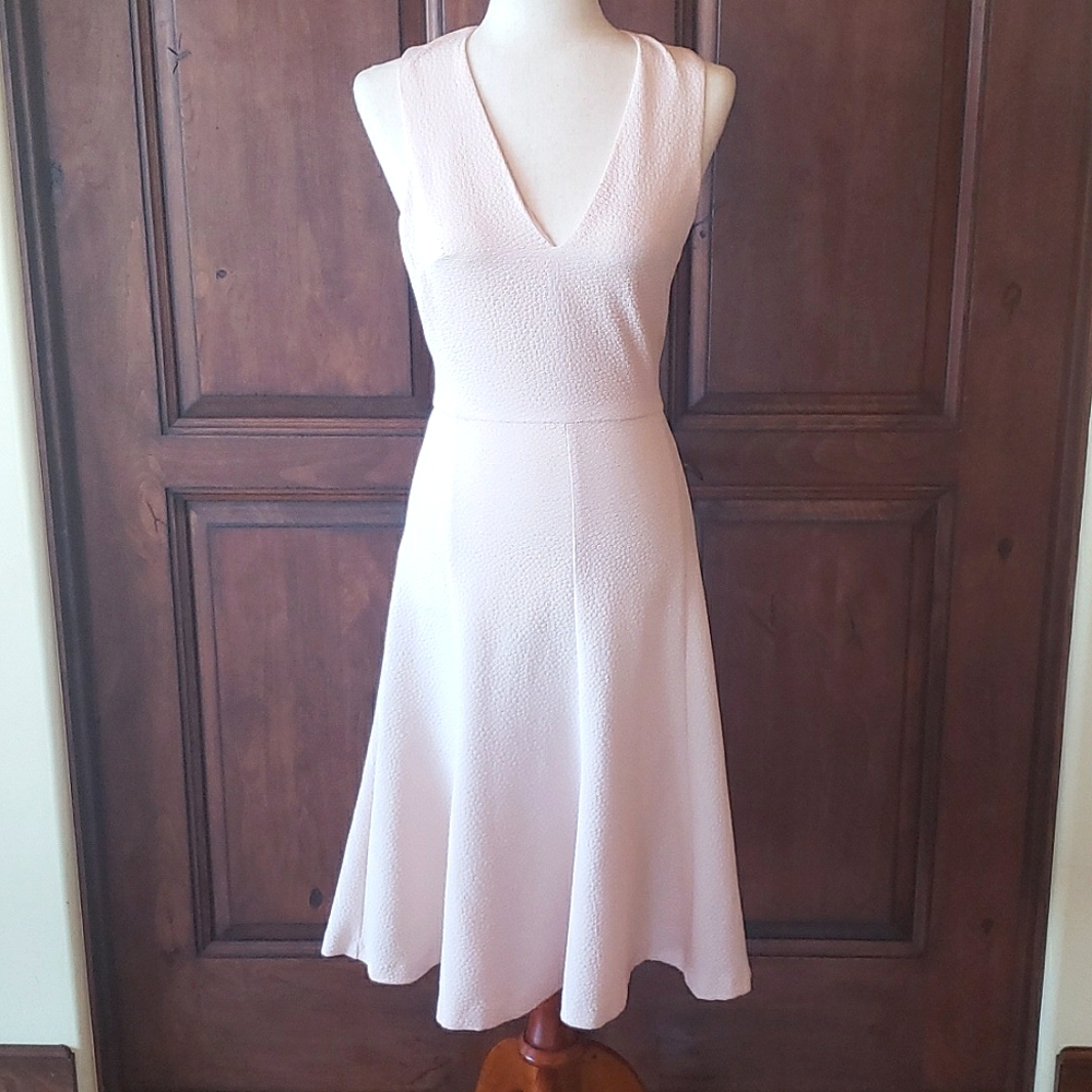 H&M CREAM V-NECK DRESS SIZE 4